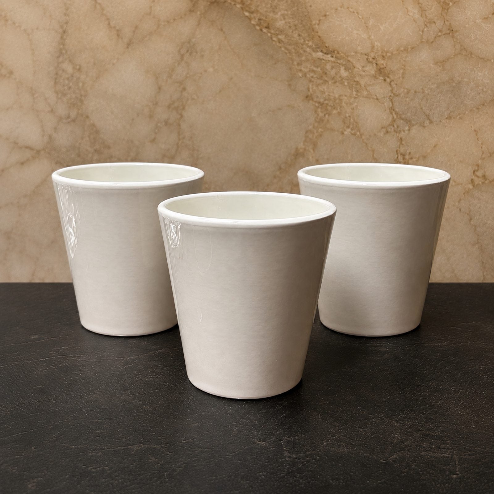 Set de 3 Macetas Blancas Cónicas — Cerámica